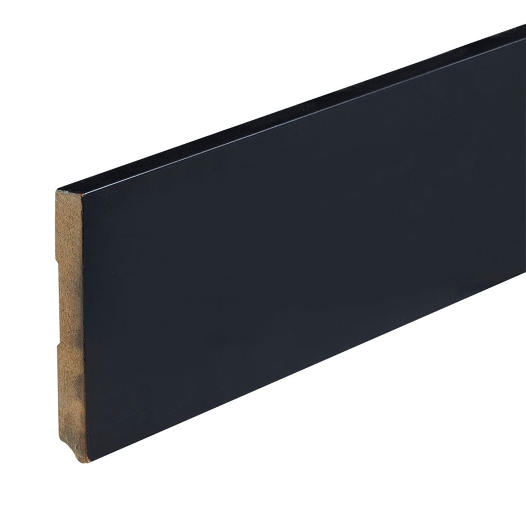 Co-pro gelakte plint amsterdam zwart RAL 9005 120×15