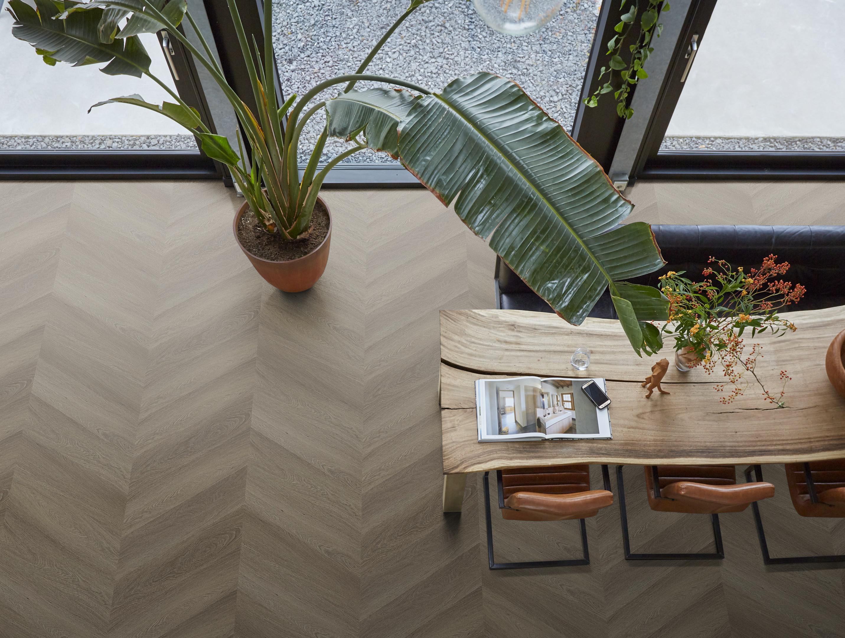 YUP Fulham chevron dryback brown