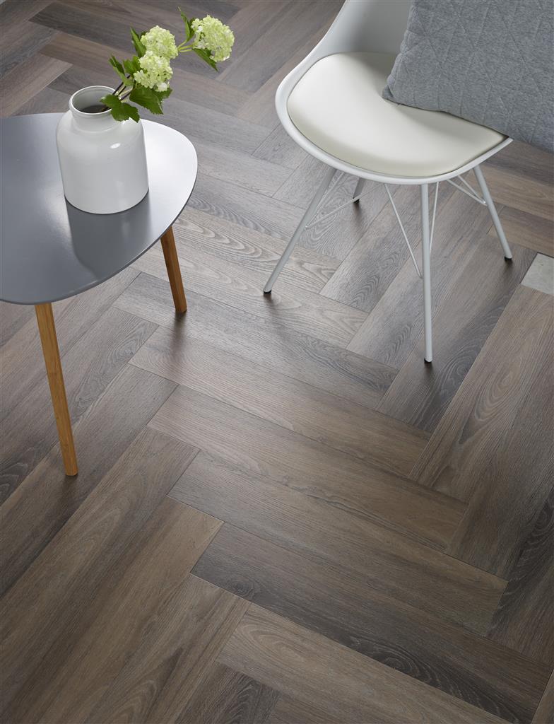 YUP Visgraat Herringbone Dark Grey Plak PVC
