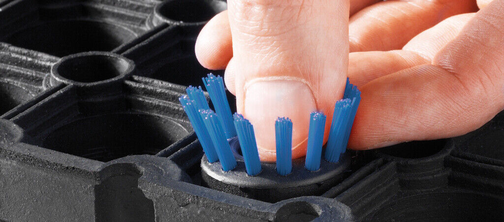 Domino Brushes 055 Geel 3x3 cm